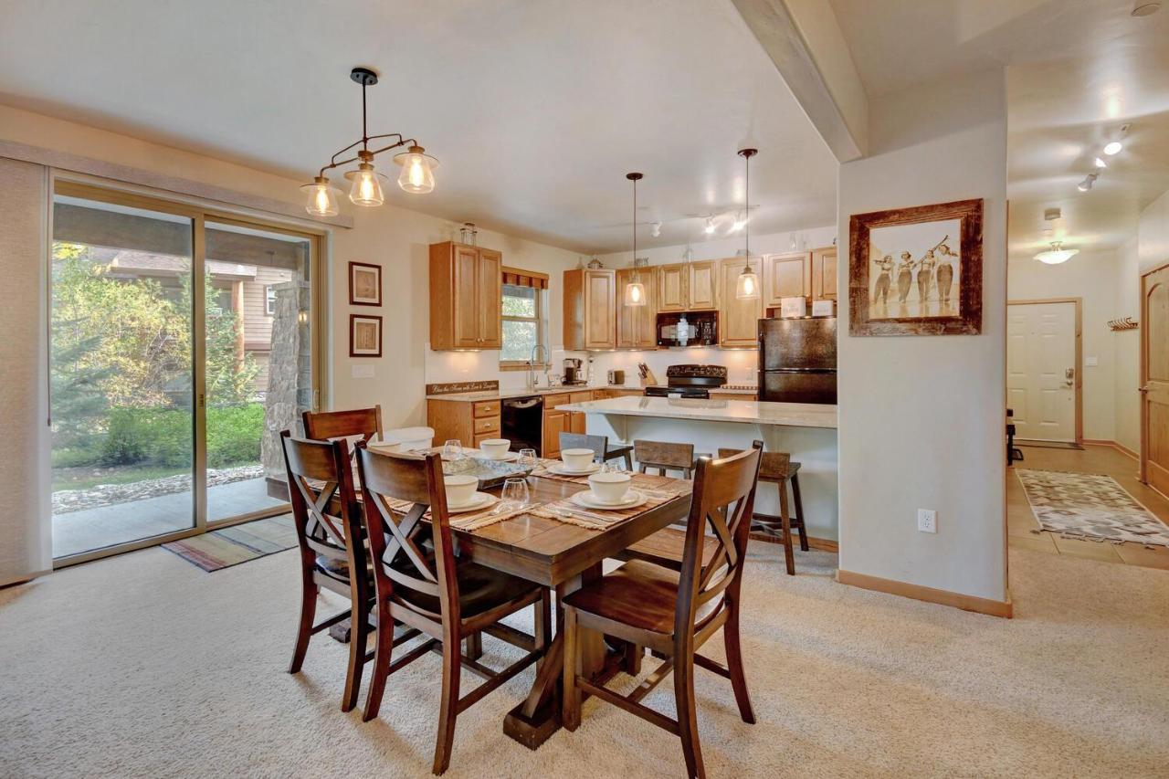 Luxury 613: Poolside Retreat With Activities Package Winter Park