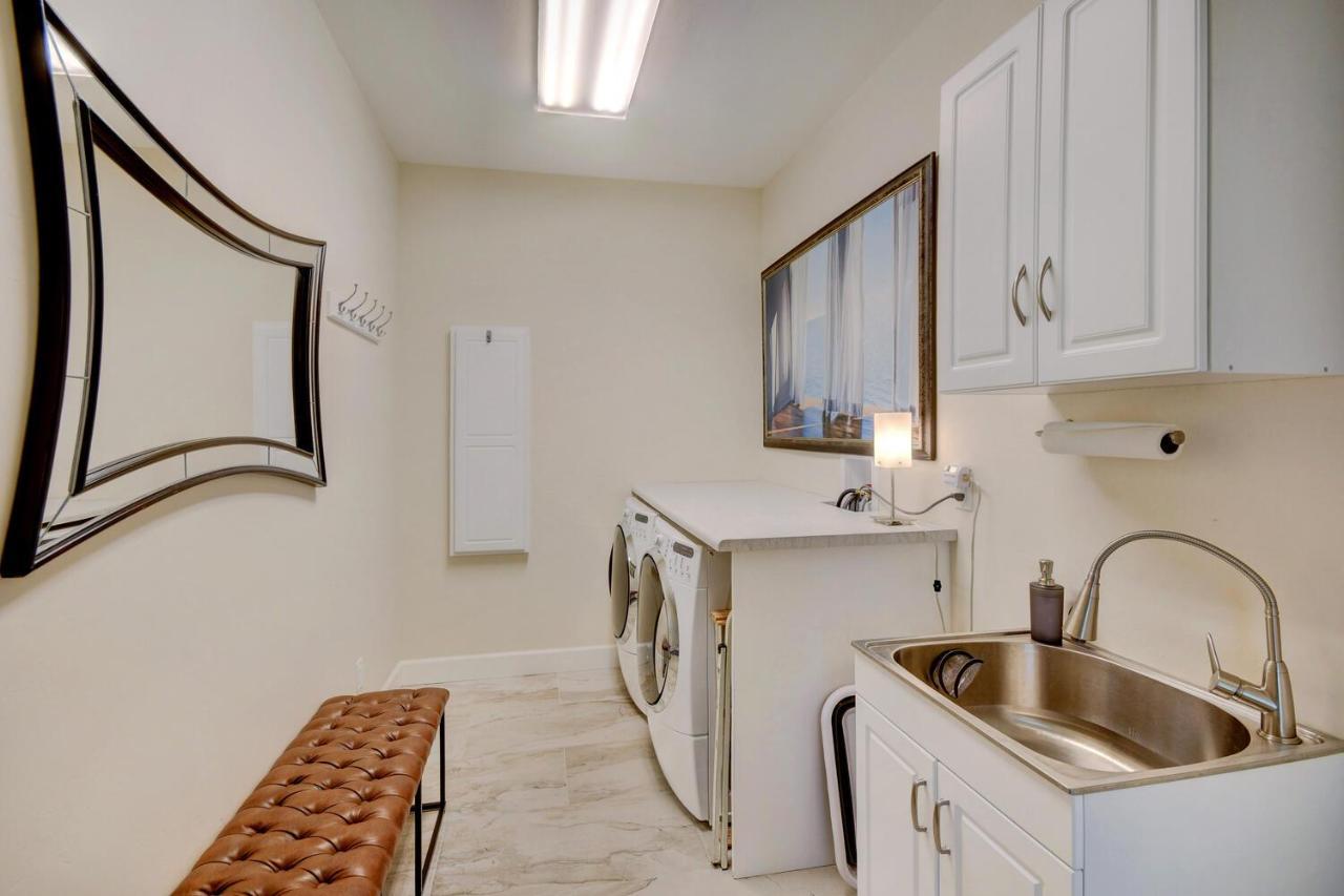 Holiday home Custom Luxury Villa: Resort-adjacent With Hot Tub And Activity Perks Winter Park