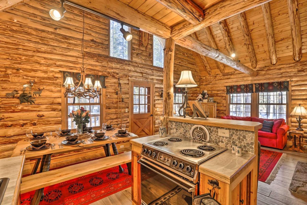 Rustic With Private Hot Tub