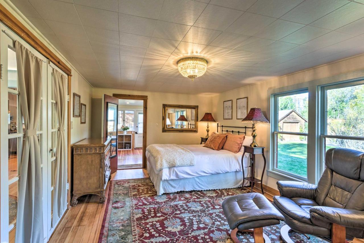 - Steps To Dine, Shop And Hike! Carbondale