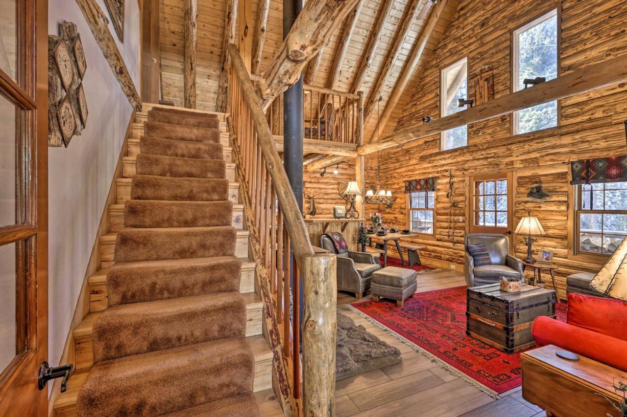 Rustic With Private Hot Tub Breckenridge