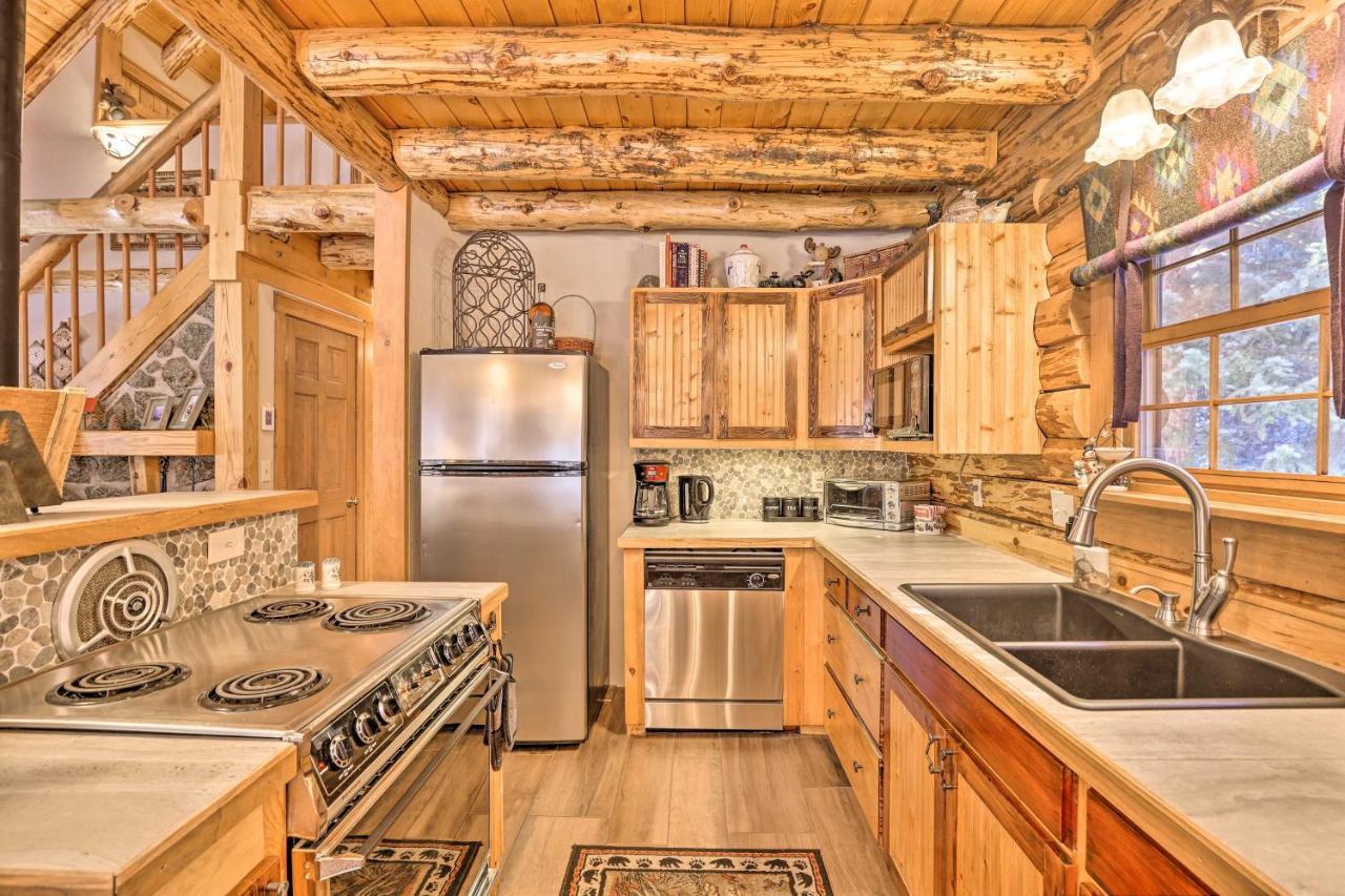Rustic With Private Hot Tub Holiday home Breckenridge