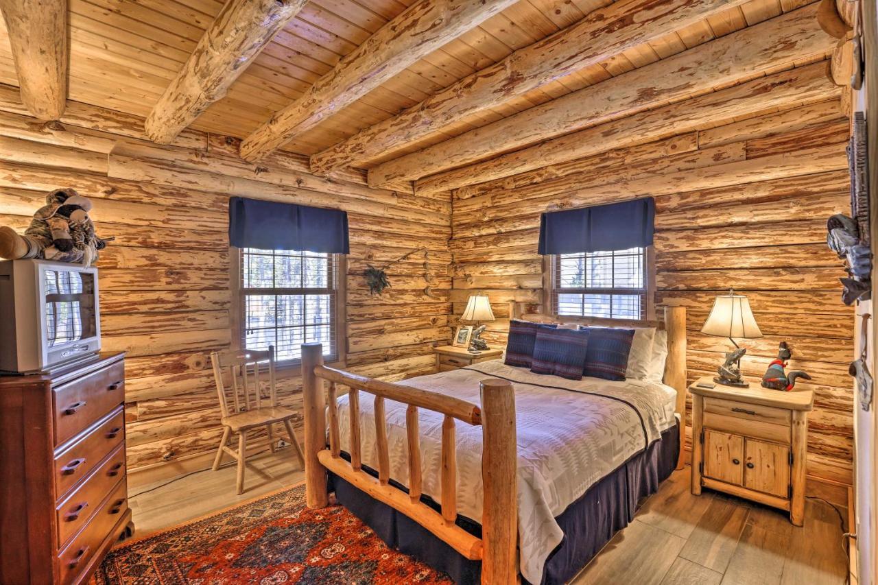 Rustic With Private Hot Tub Holiday home *