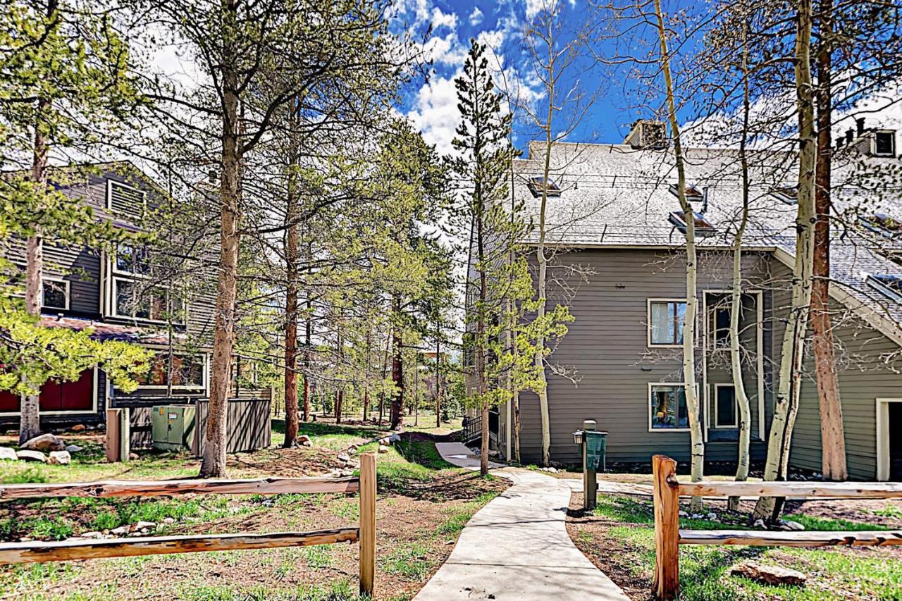 The Pines Apartment Keystone