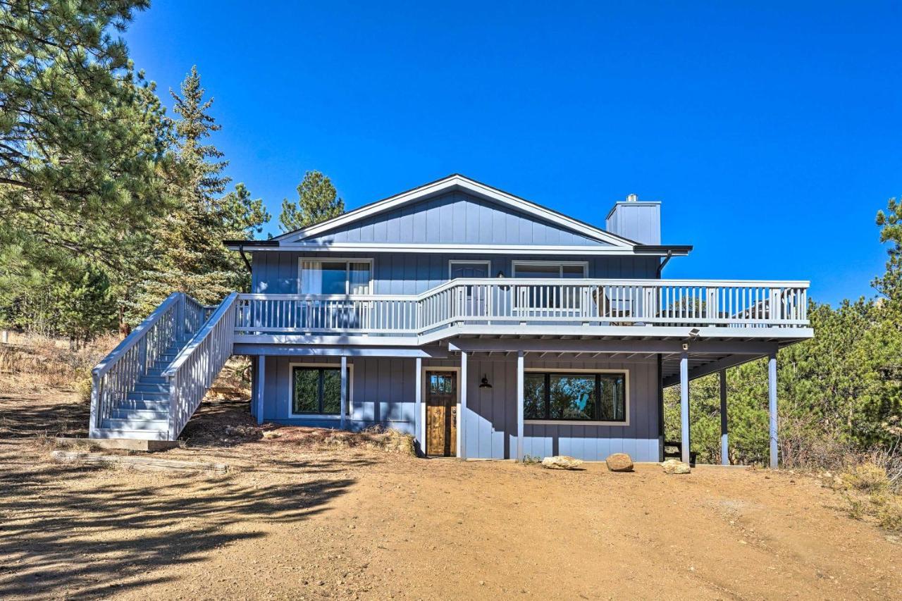 Luxe Updated With Grill And Hot Tub 4 Mi To Rmnp Holiday home *
