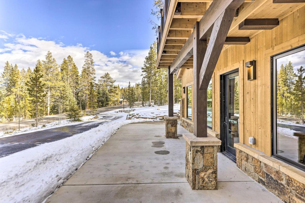 Luxe With 3 Fireplaces And View! Holiday home