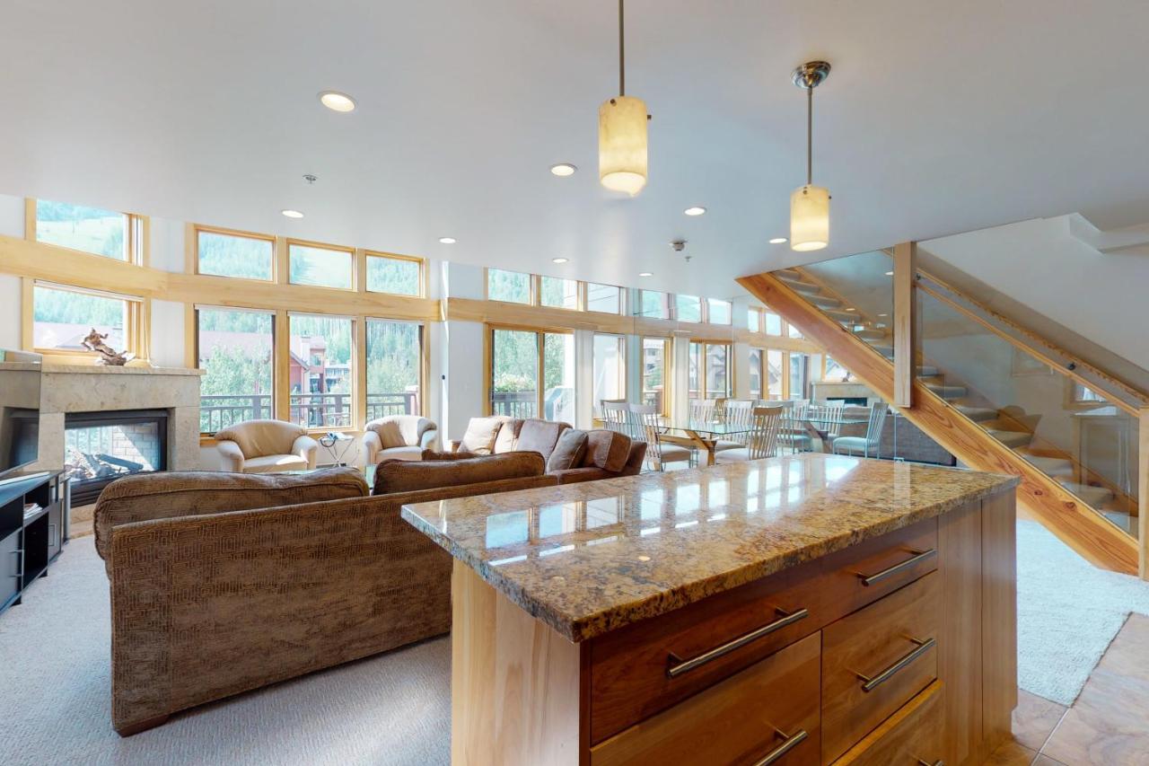 Lion Square North 380 Apartment Vail