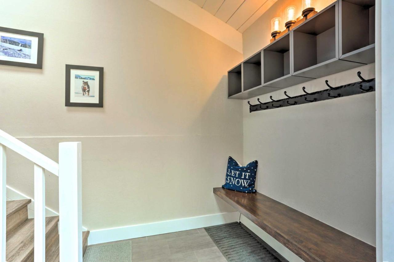 Holiday home Modern Mountain Escape On Golf Course With Hot Tub! *