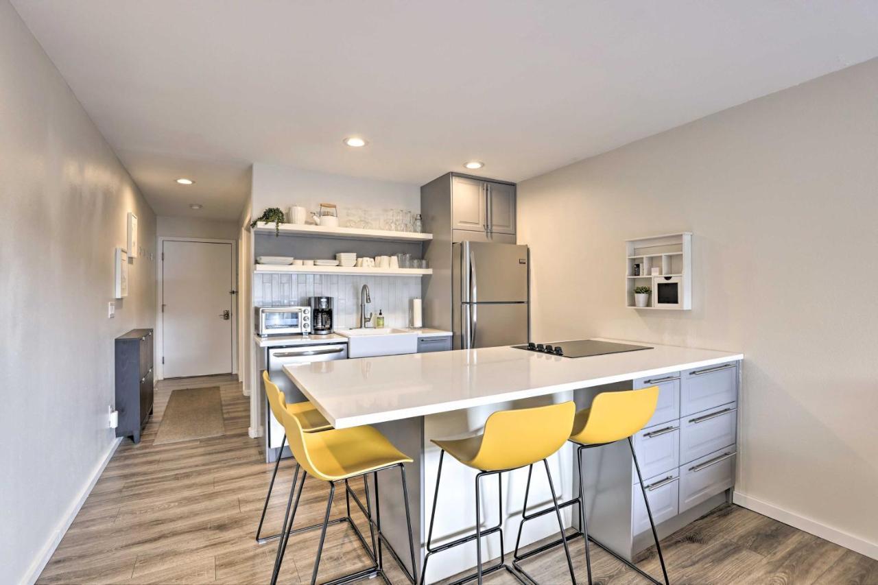 Modern Walk To Main Street! Apartment *