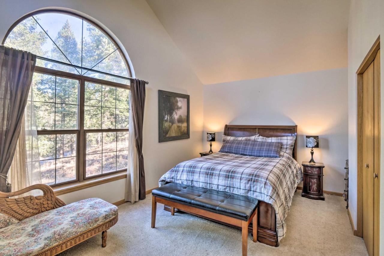 Expansive Mountain Retreat With Views Of Pikes Peak! Holiday home *