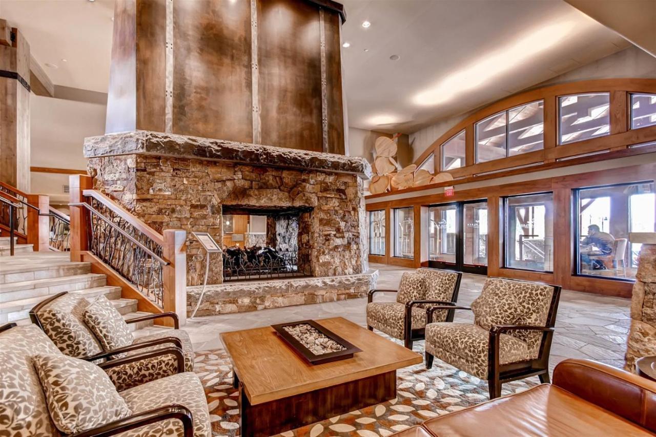 Apartamento One Hill Luxury Residence: Ski-in/ski-out With On-site Bowling
