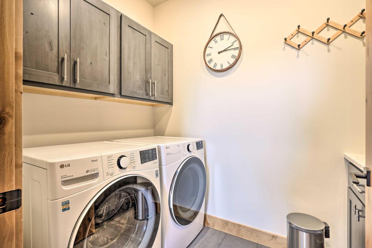 Luxurious With Patio On-site! * Silverthorne