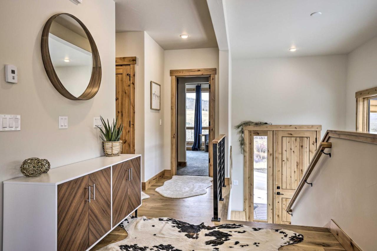 Luxurious With Patio On-site! *