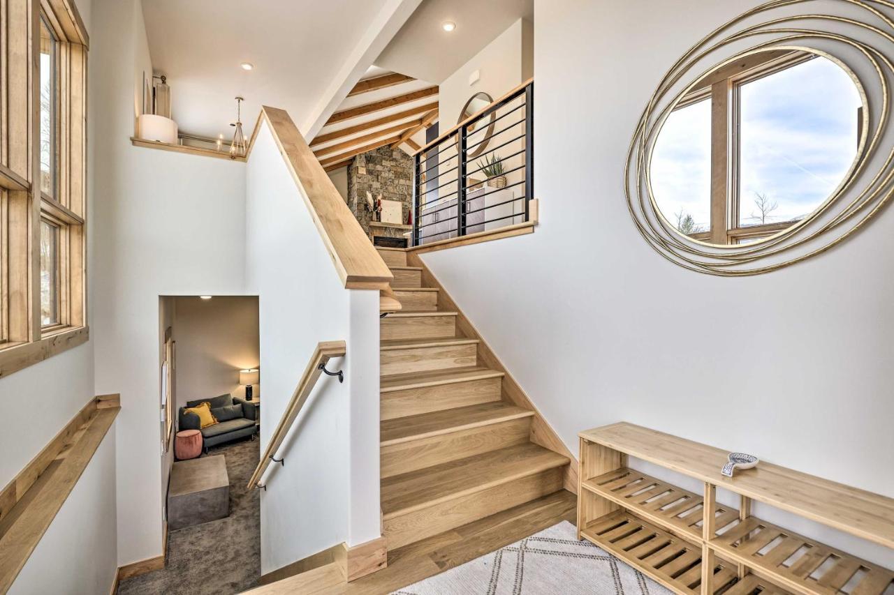 Luxurious With Patio On-site!