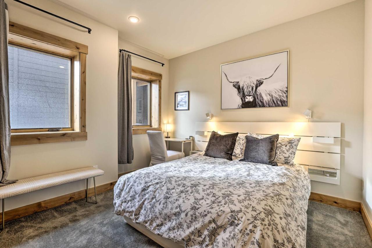 Luxurious With Patio On-site! Holiday home Silverthorne