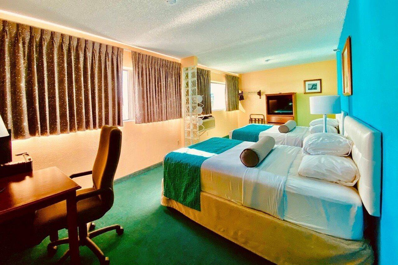 Hotel Howard Johnson By Wyndham Denver West
