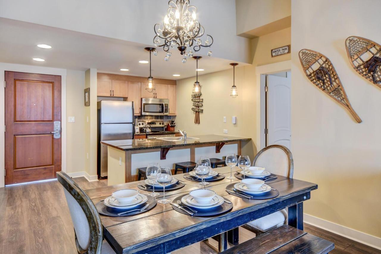 Ski-in-ski-out Luxury Condo: Mountain Views & Hot Tub Retreat Holiday home Winter Park