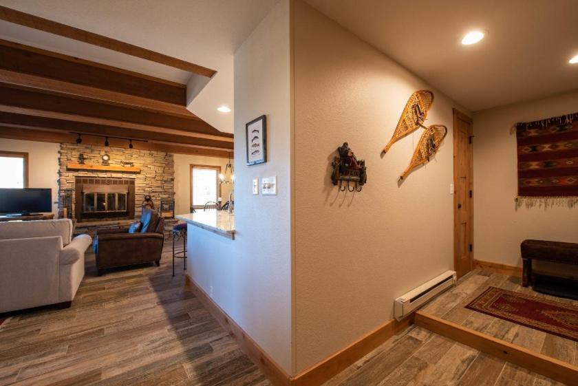 Apartment Mountain-contemporary 2 Bedroom Crested Butte