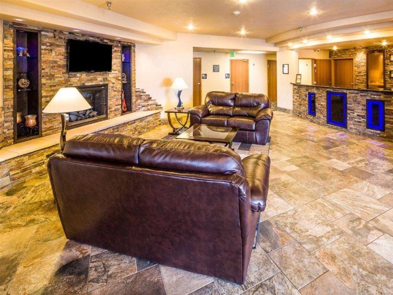 Comfort & Gunnison-crested Butte 3*