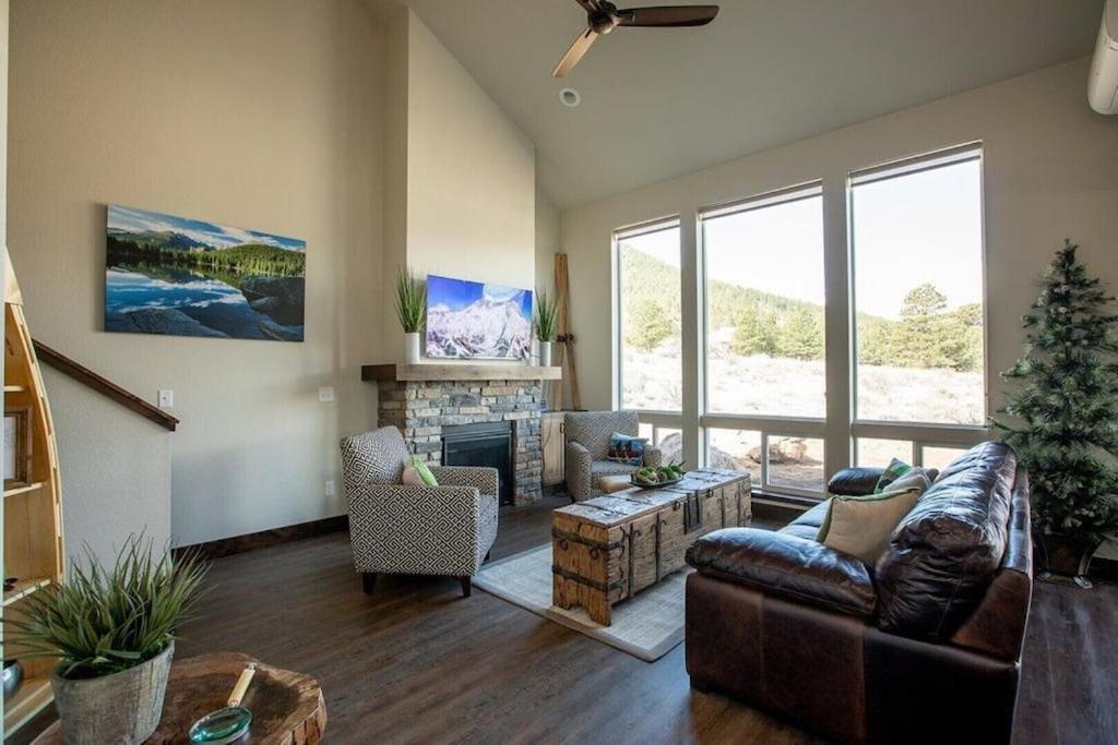 The Getaway,hot Tub, Ac, 2miles From Rmnp Estes Park