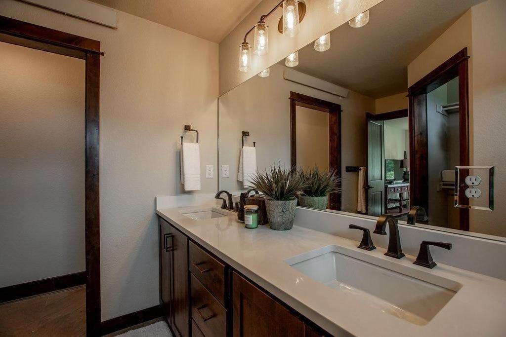 Apartment The Getaway,hot Tub, Ac, 2miles From Rmnp