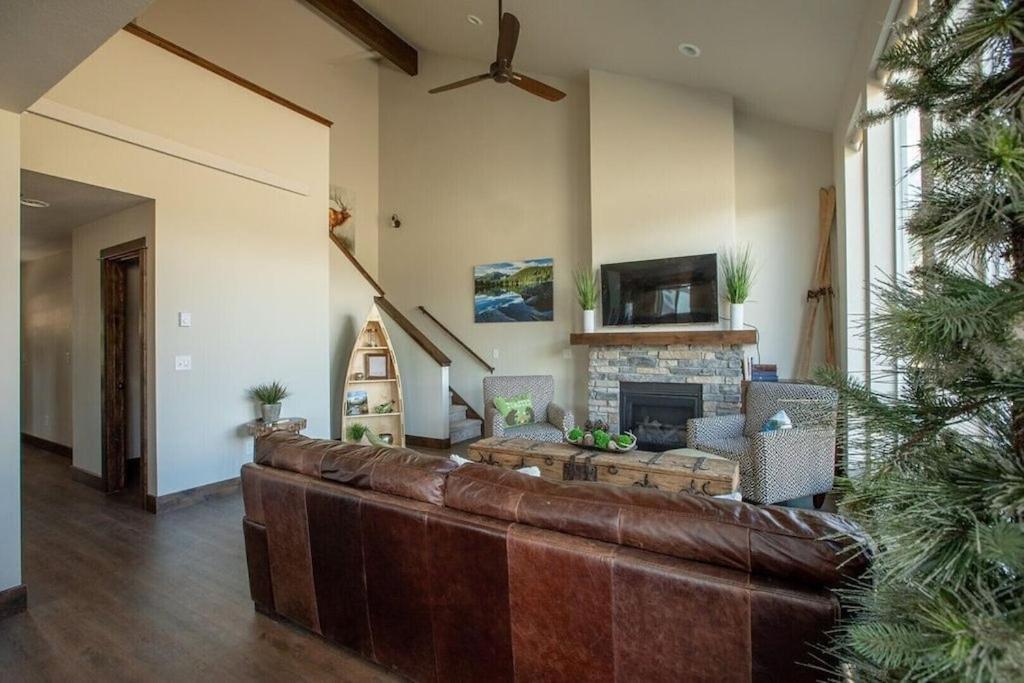 Apartment The Getaway,hot Tub, Ac, 2miles From Rmnp