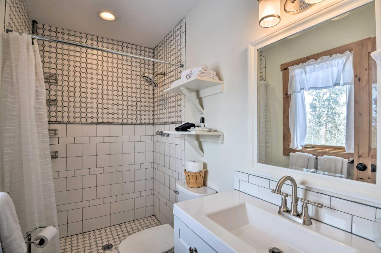 Cozy Mountain Getaway With Shuttle Access! Holiday home *