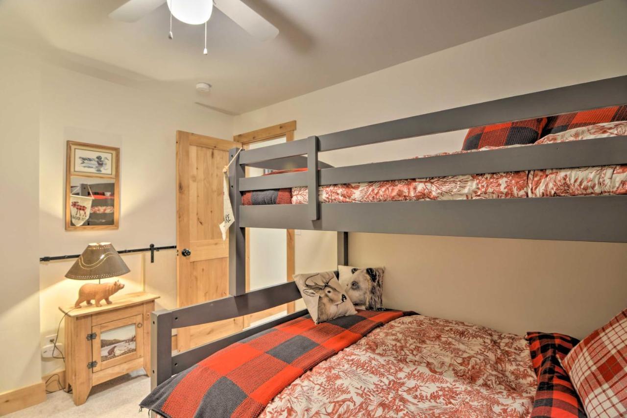 Cozy Mountain Getaway With Shuttle Access! Holiday home Fraser