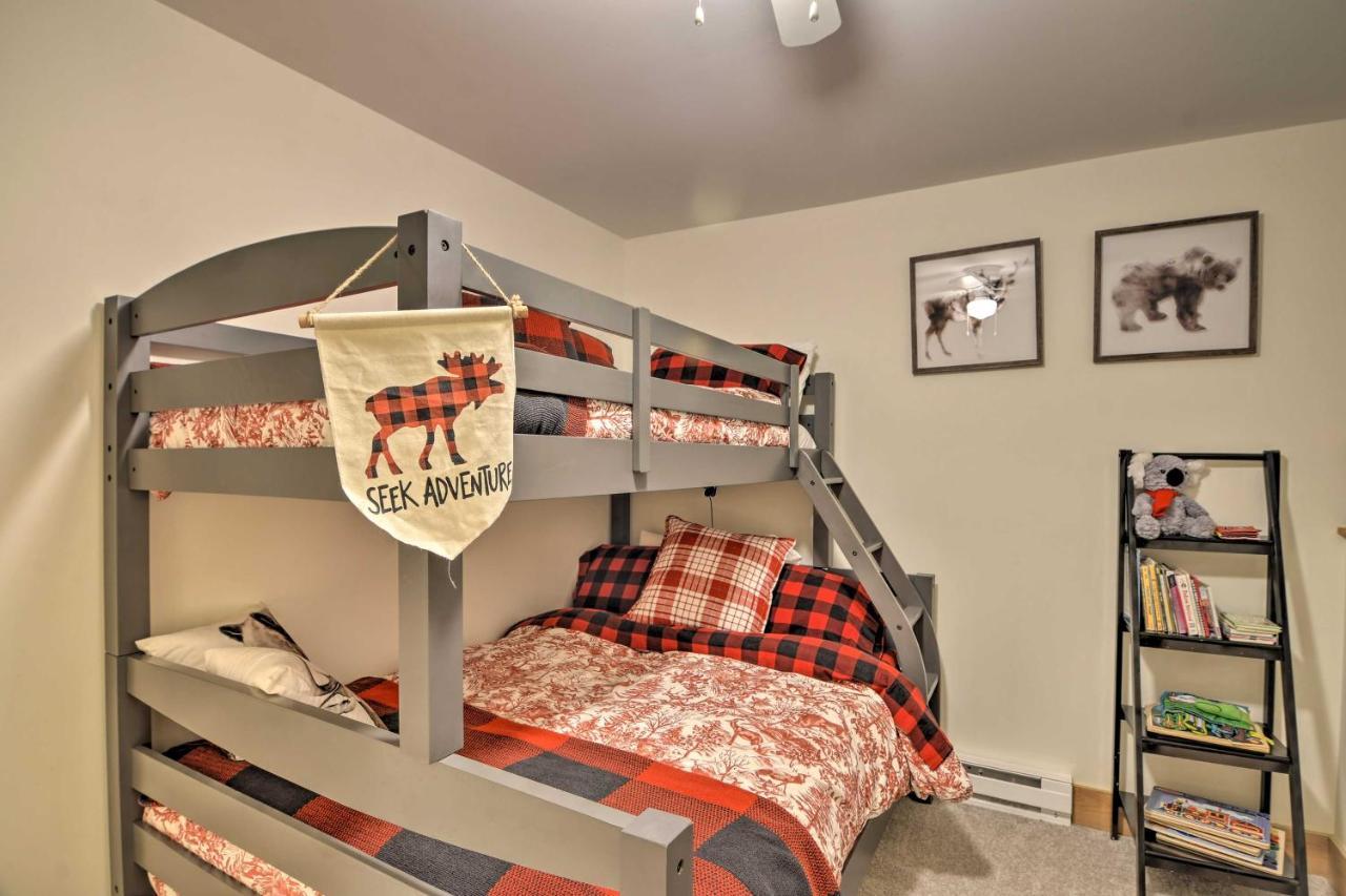 Cozy Mountain Getaway With Shuttle Access! Holiday home Fraser