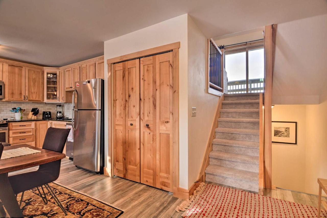 Cozy Mountain Getaway With Shuttle Access! Holiday home Fraser