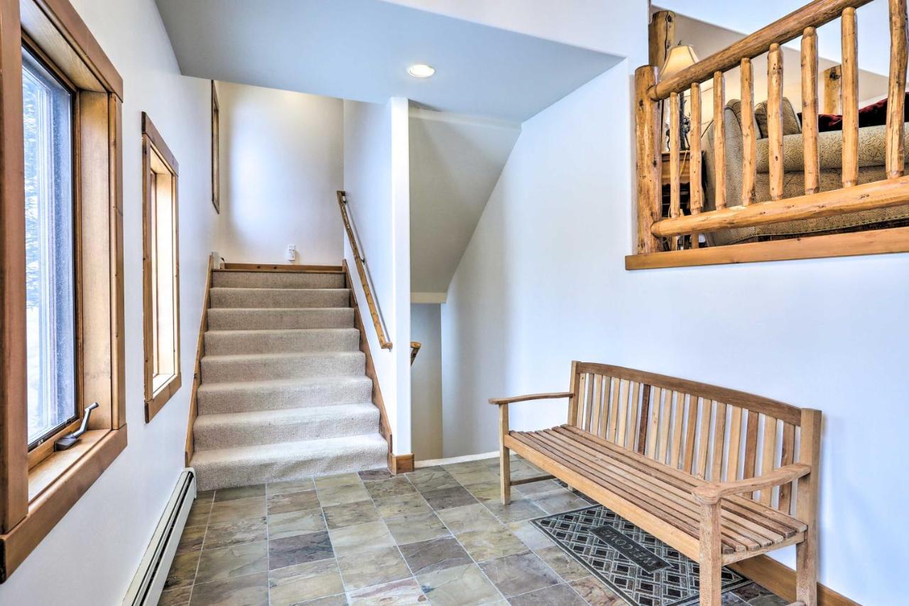 House With Hot Tub And Ac - Shuttle To Skiing! Casa de férias