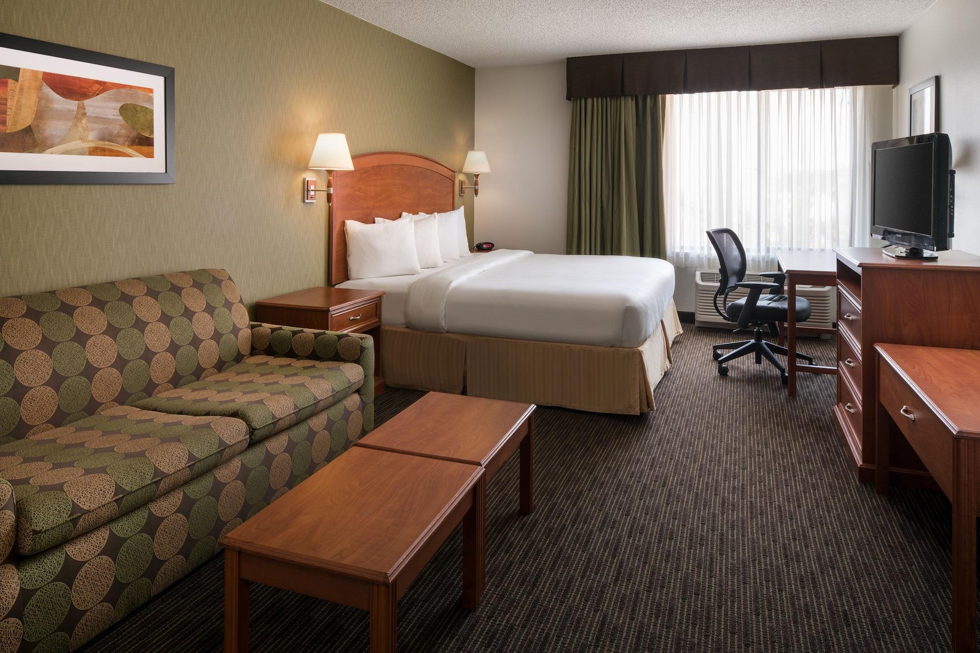 Spark By Hilton International Airport 3* DEN