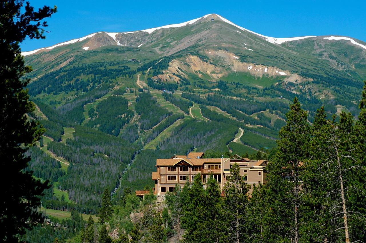 The At Lodge *