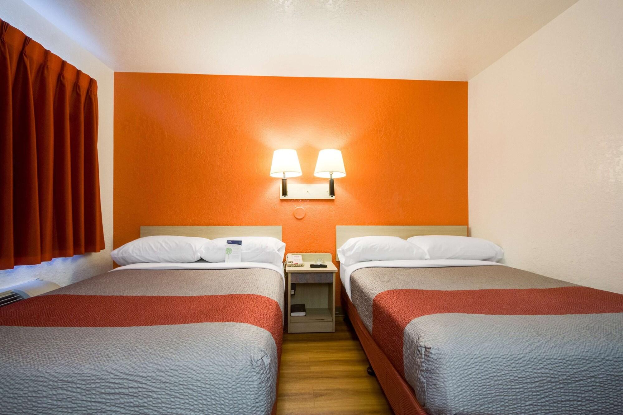 Inn Park By Radisson, 2*