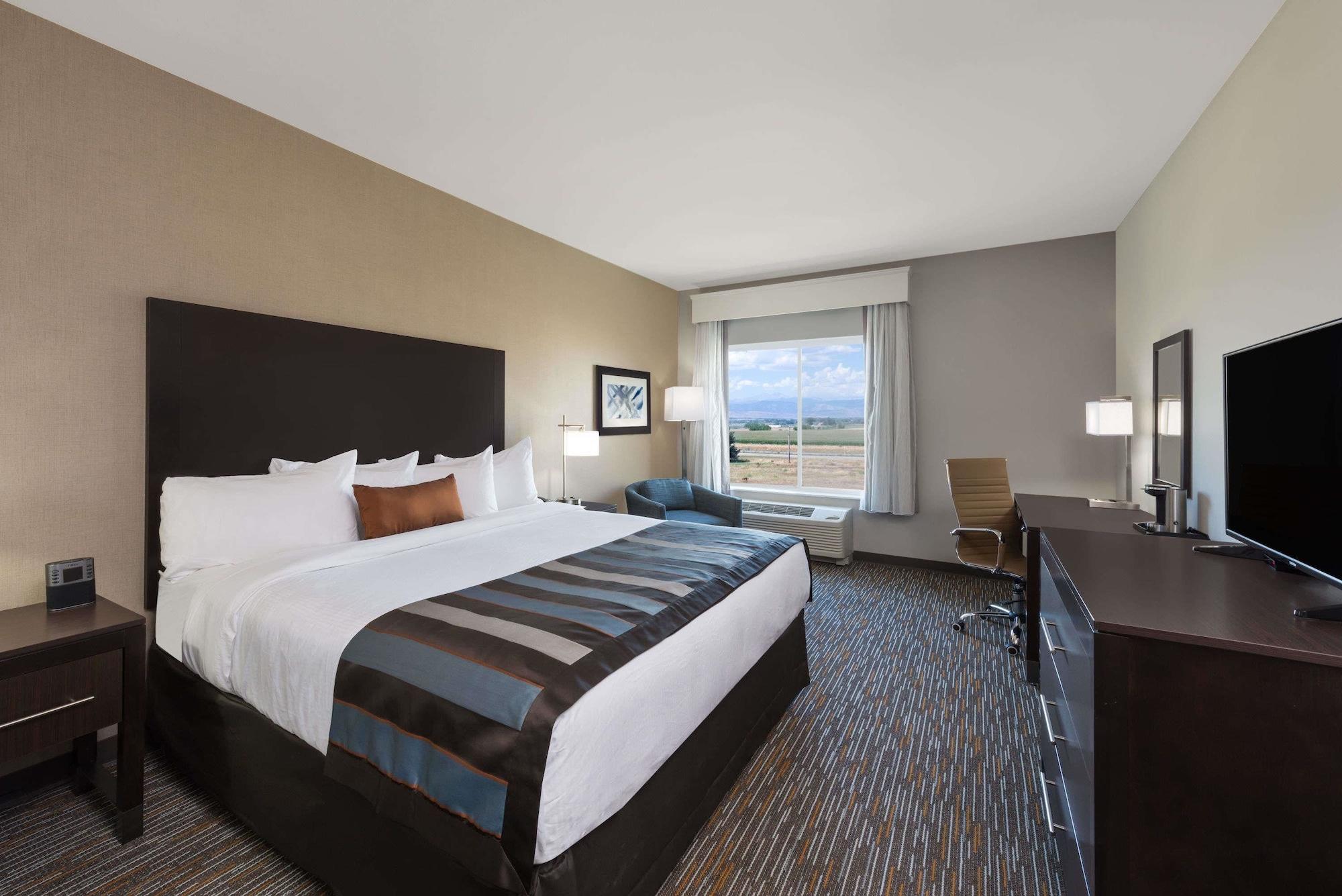 Wingate By Wyndham Johnstown Hotel