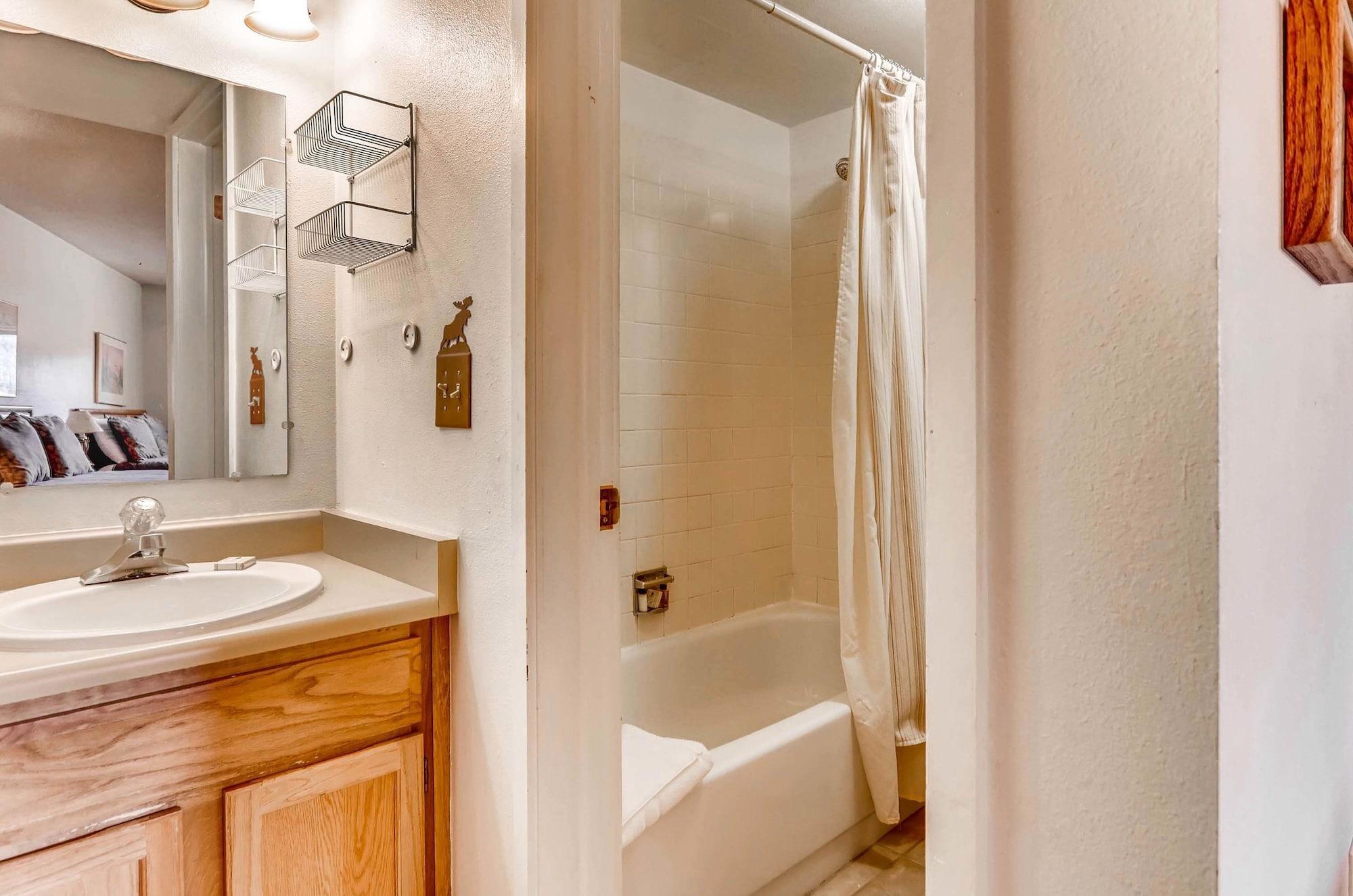 Sawmill Creek Condos By Ski Country Resorts Resort Breckenridge