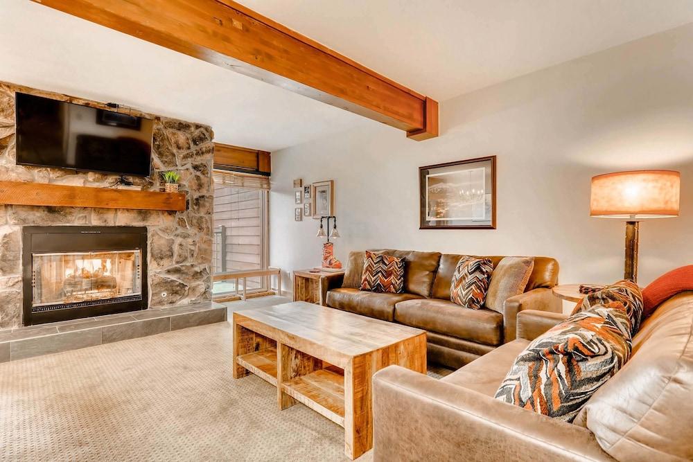 Sawmill Creek Condos By Ski Country Resorts Resort Breckenridge
