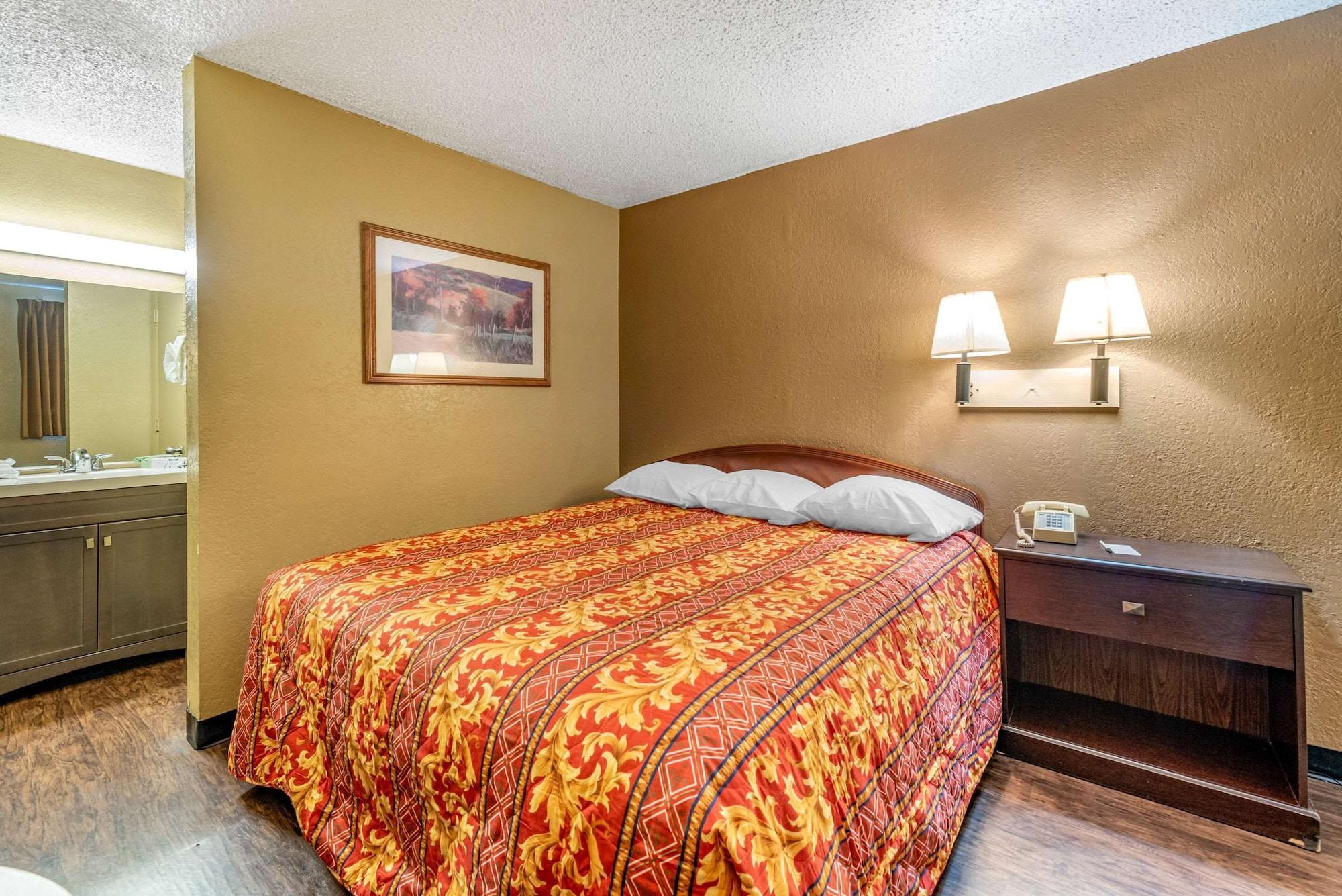 Rodeway Hotel