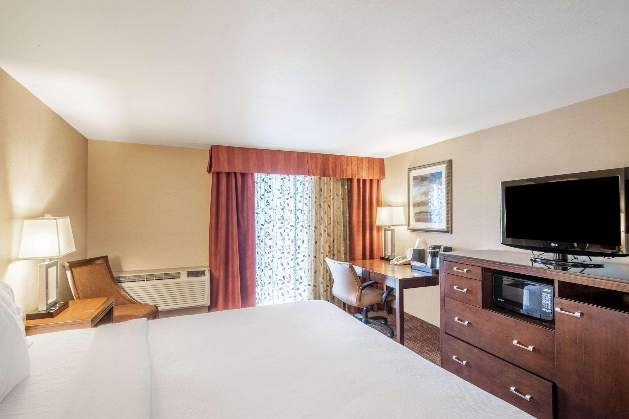 The Grand Hotel, Ascend Collection Hotel 3*