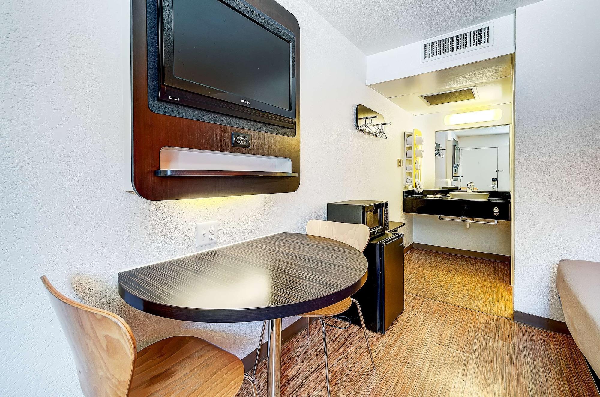 Inn Park By Radisson,