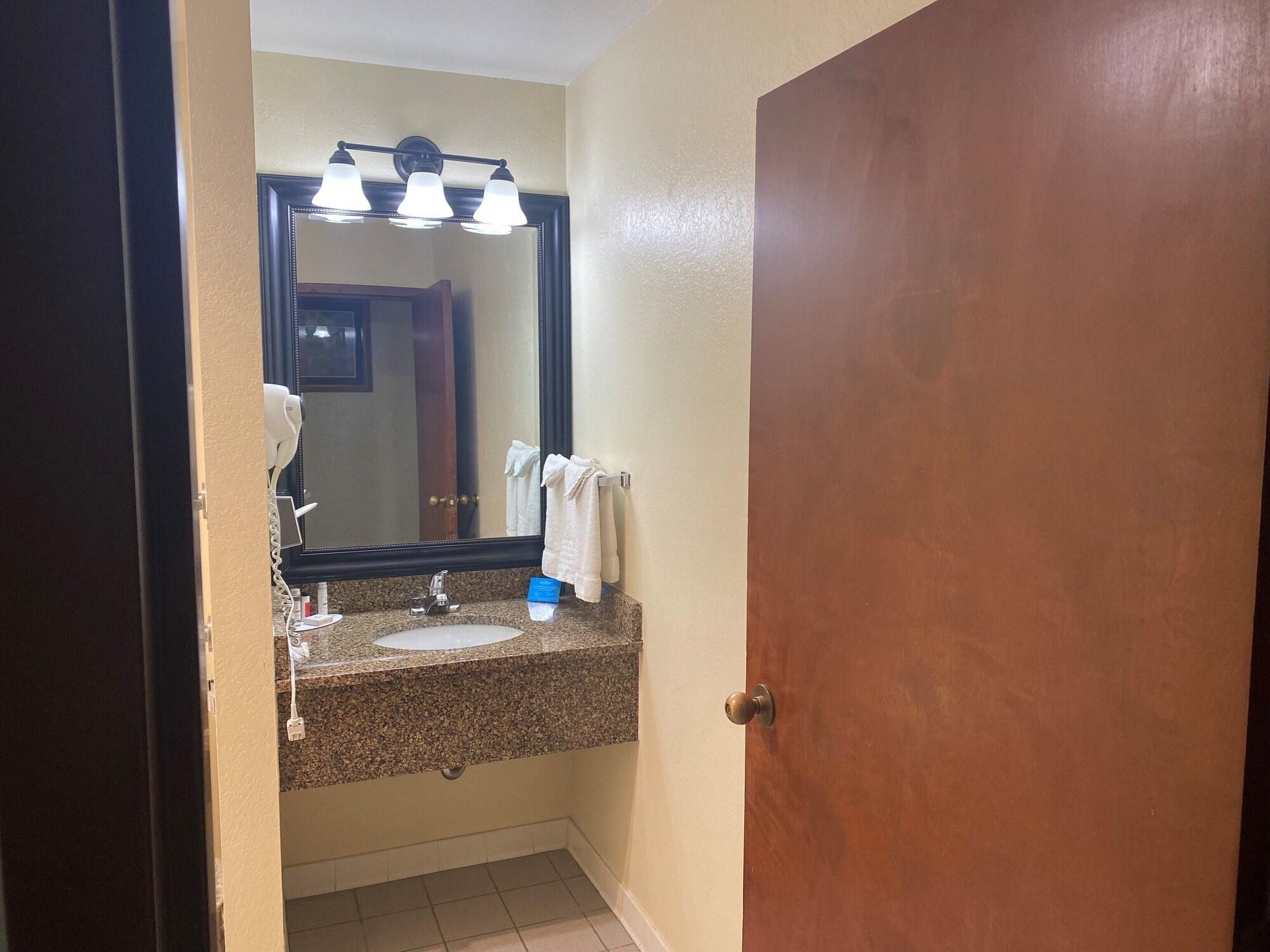 Hotel Ac By Marriott Colorado
