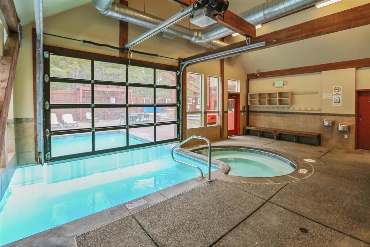 Apartment Pine Ridge 15a *