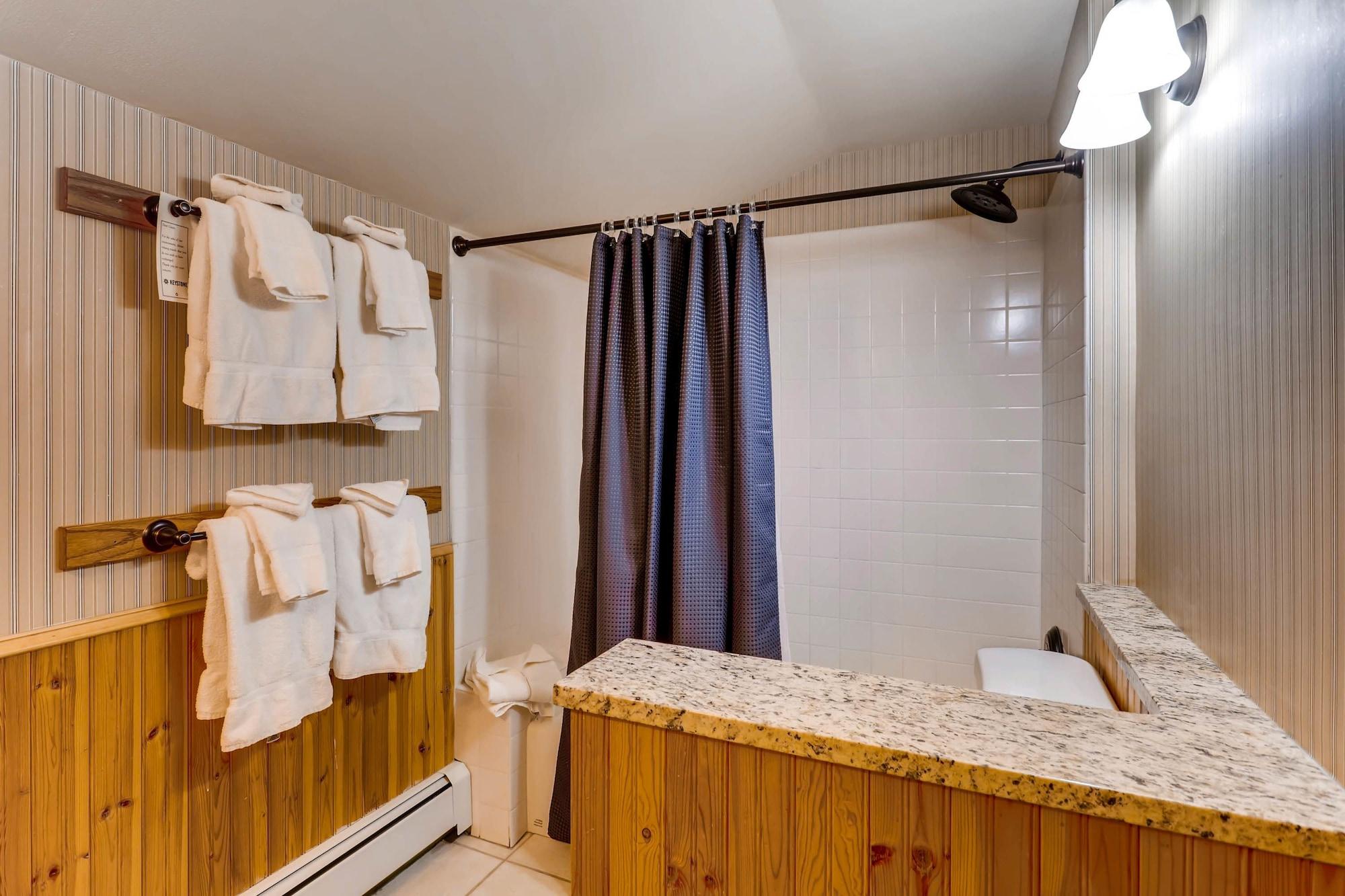 Lodge Tip By