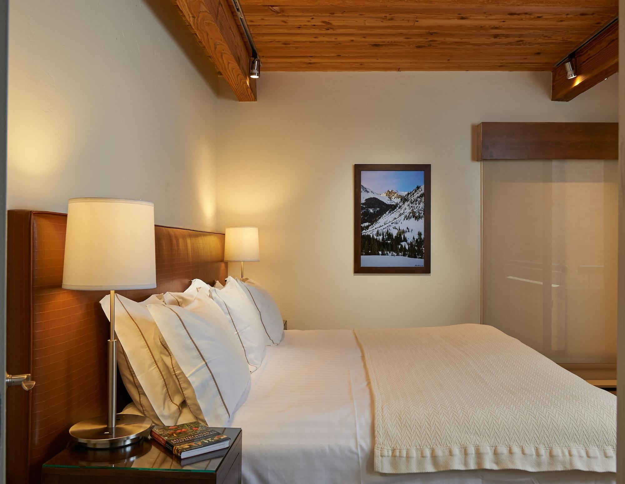 Square Condominium 3* Aspen