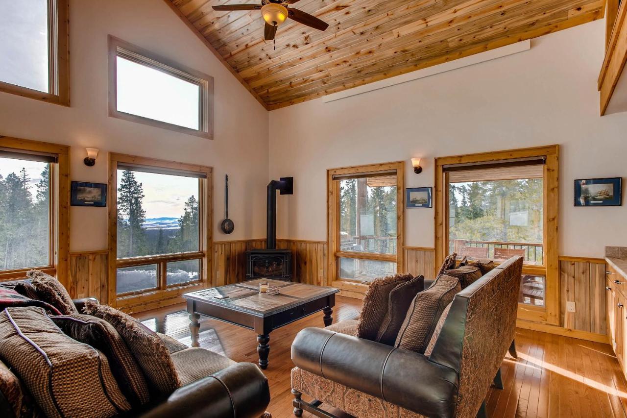 Pure Luxury With Hot Tub, Pool Table And Sauna Wet Bar - Chessetts Holiday home *