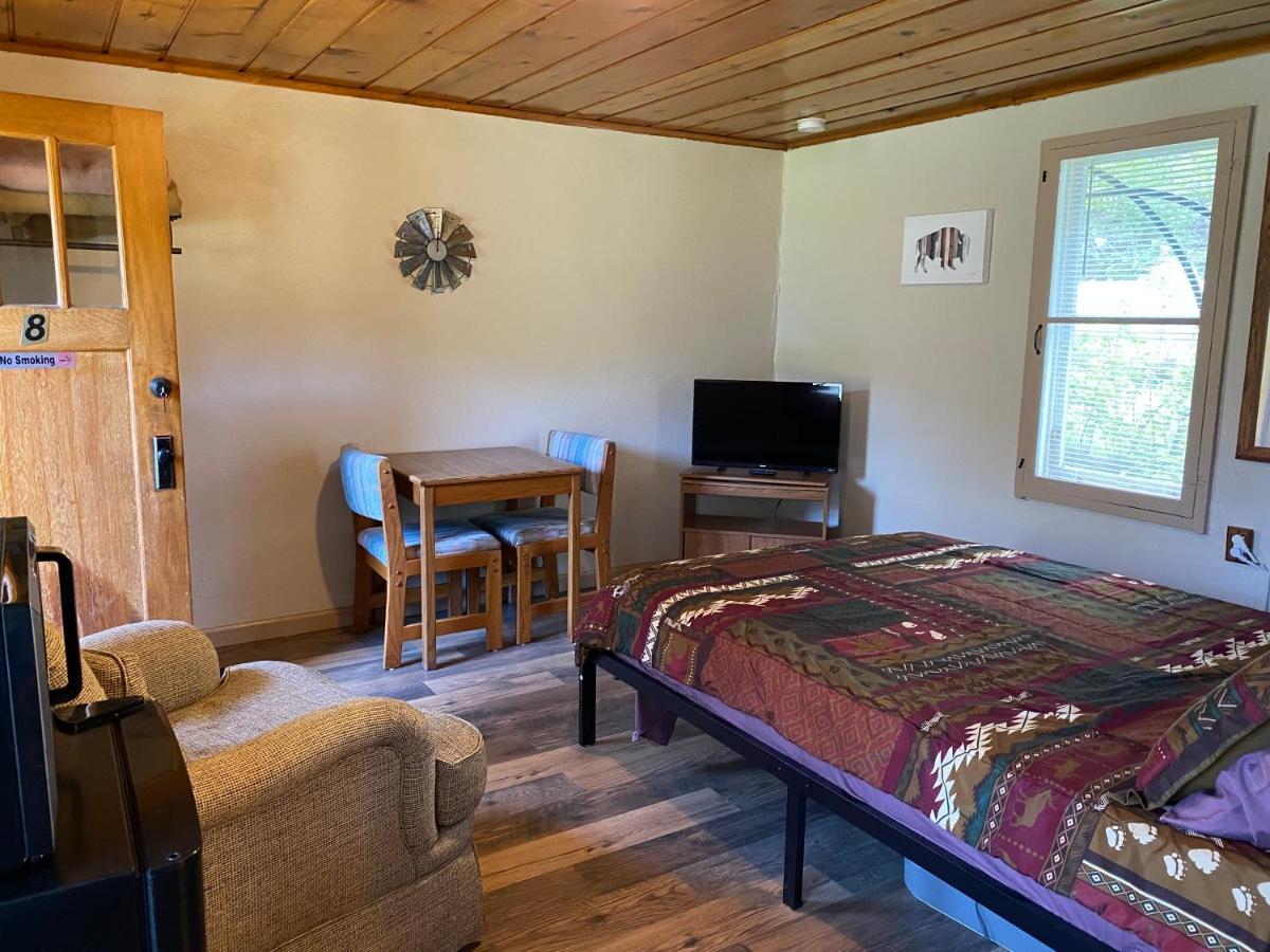 Stoney River Inn 2*