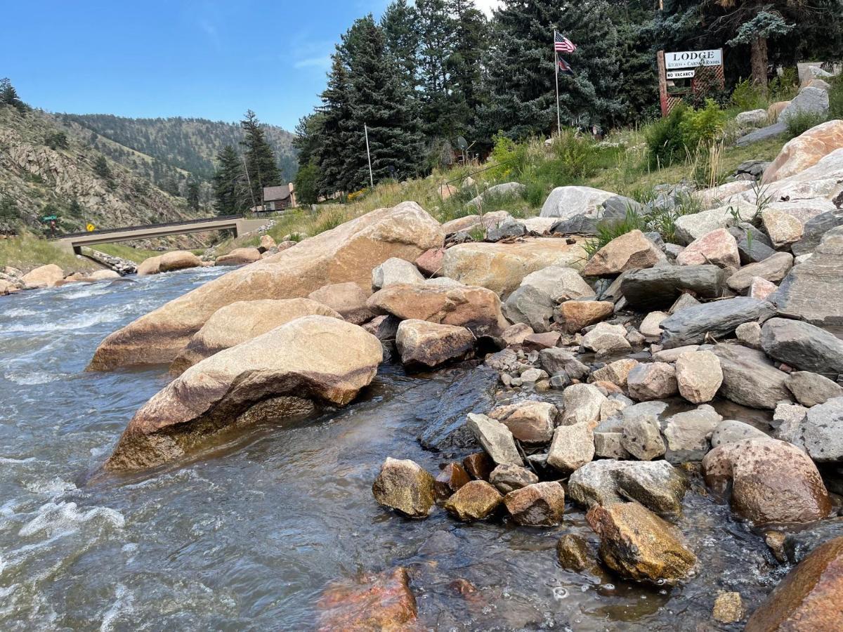 Stoney River