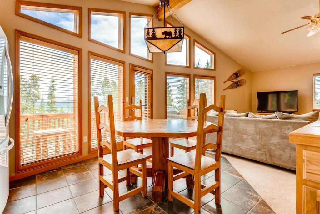 Amazing Views Day & Night Private Hot Tub - Lunar View Holiday home *