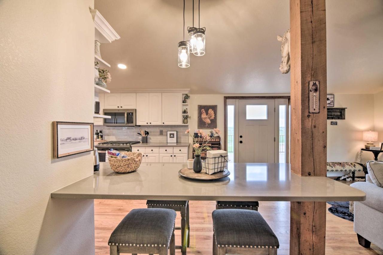 Apartment Lovely Barn Loft With Mountain Views On Horse Estate *