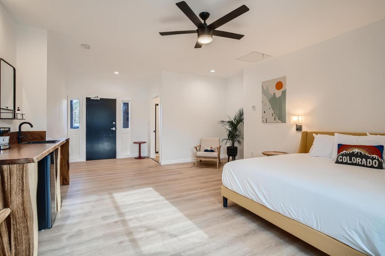 Uplift Motel